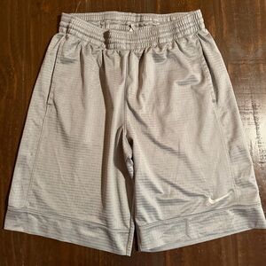 Nike UniSex Light Gray Athletic Shorts - Size Small